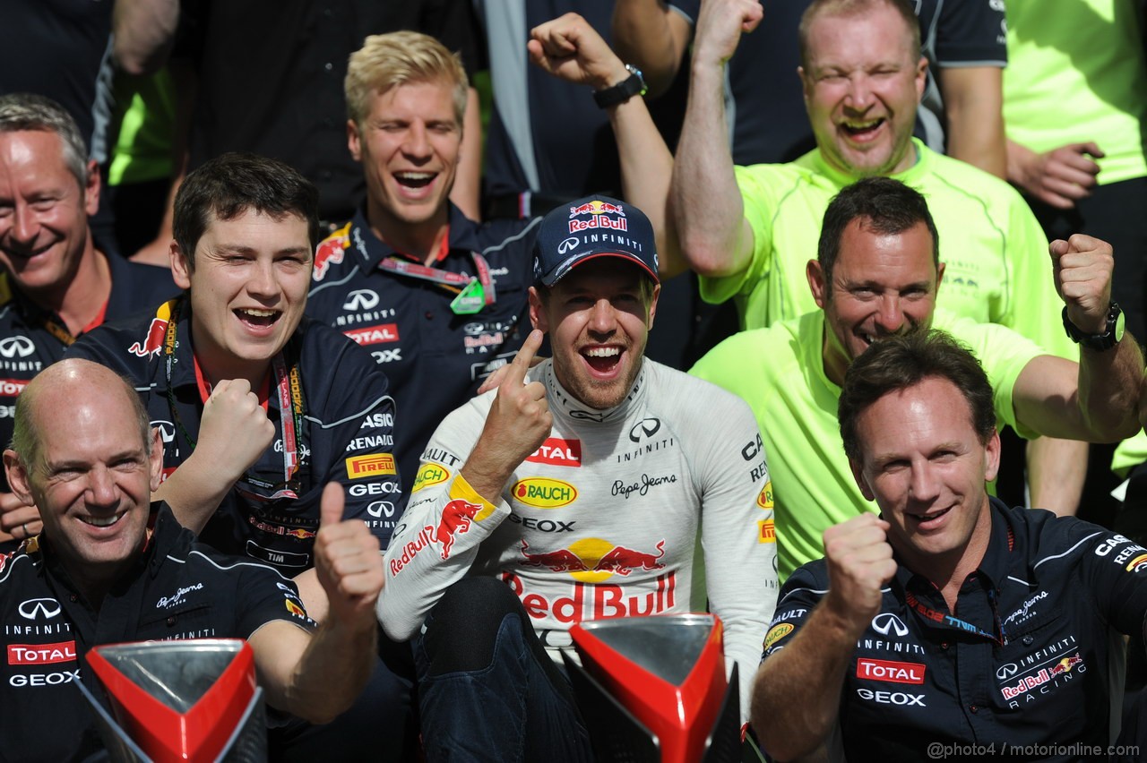 GP CANADA, 09.06.2013- Victory Festeggiamenti, Sebastian Vettel (GER) Red Bull Racing RB9