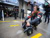 GP CANADA, 07.06.2013- Free Practice 1, Lotus Renault Mechanics are drying the pit stop area