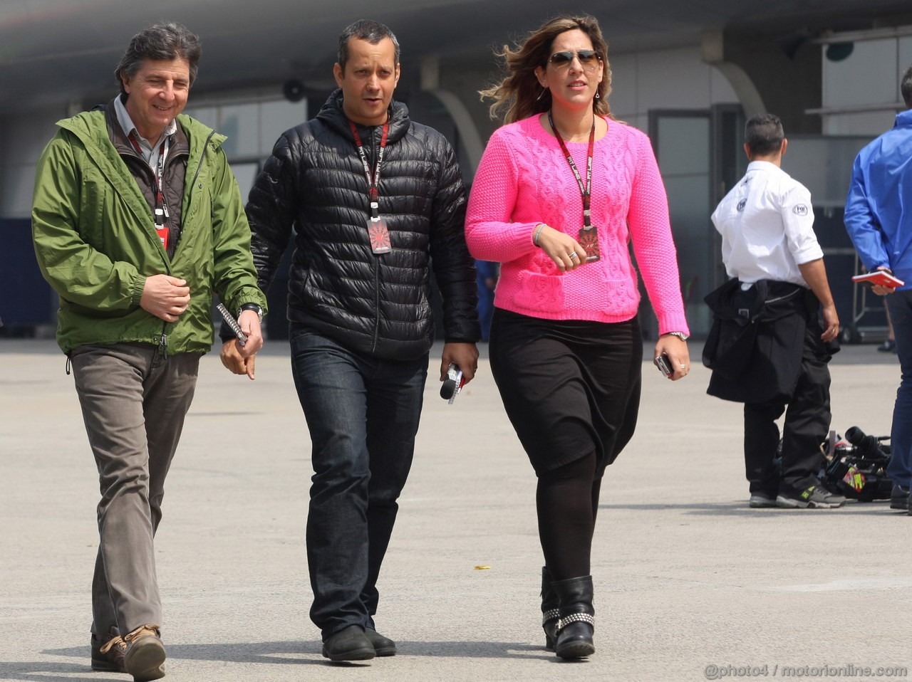 GP CINA, 14.04.2013- Livio Oricchio (BRA), Luis Fernando Ramos (BRA) e Tatiana Cunha (BRA), journalists