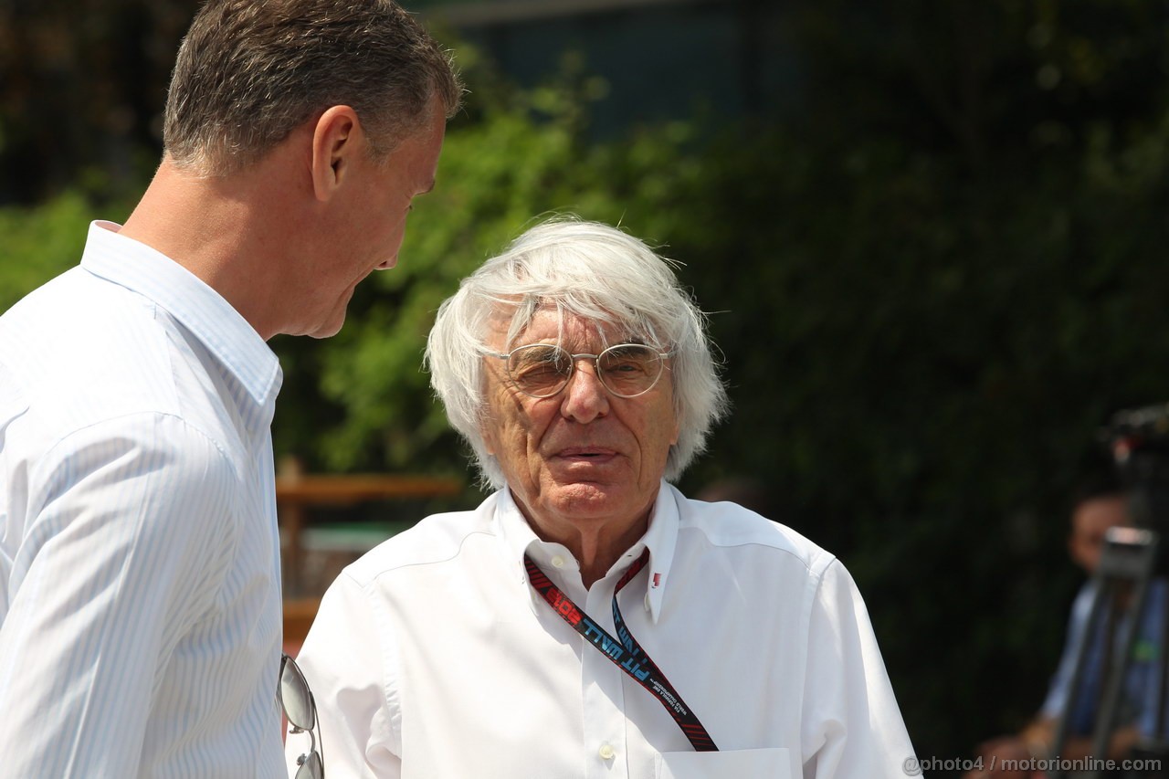 GP CINA, 14.04.2013- David Coulthard (GBR) e Bernie Ecclestone (GBR), President e CEO of Formula One Management  