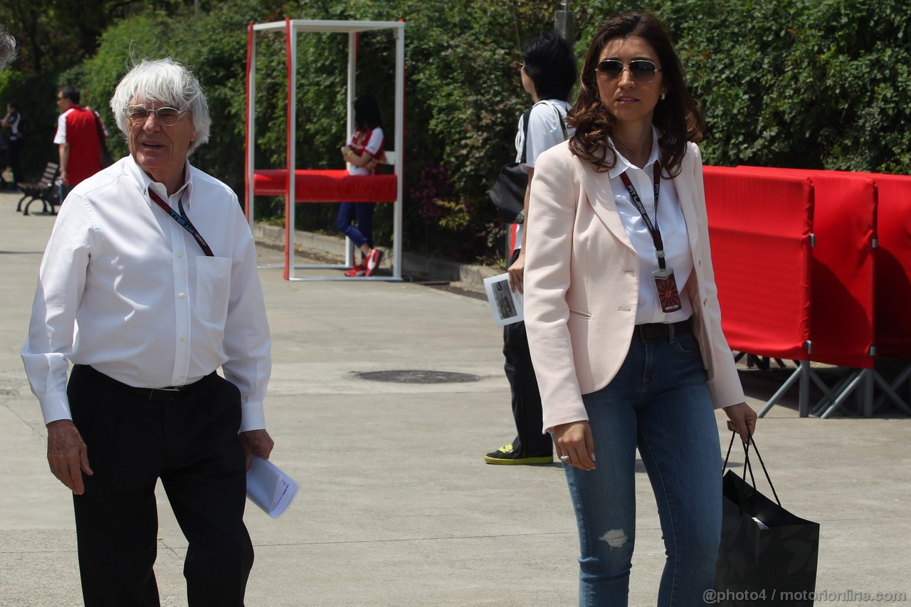 GP CINA, 14.04.2013- Bernie Ecclestone (GBR), President e CEO of Formula One Management e sua moglie Fabiana Flosi (BRA)