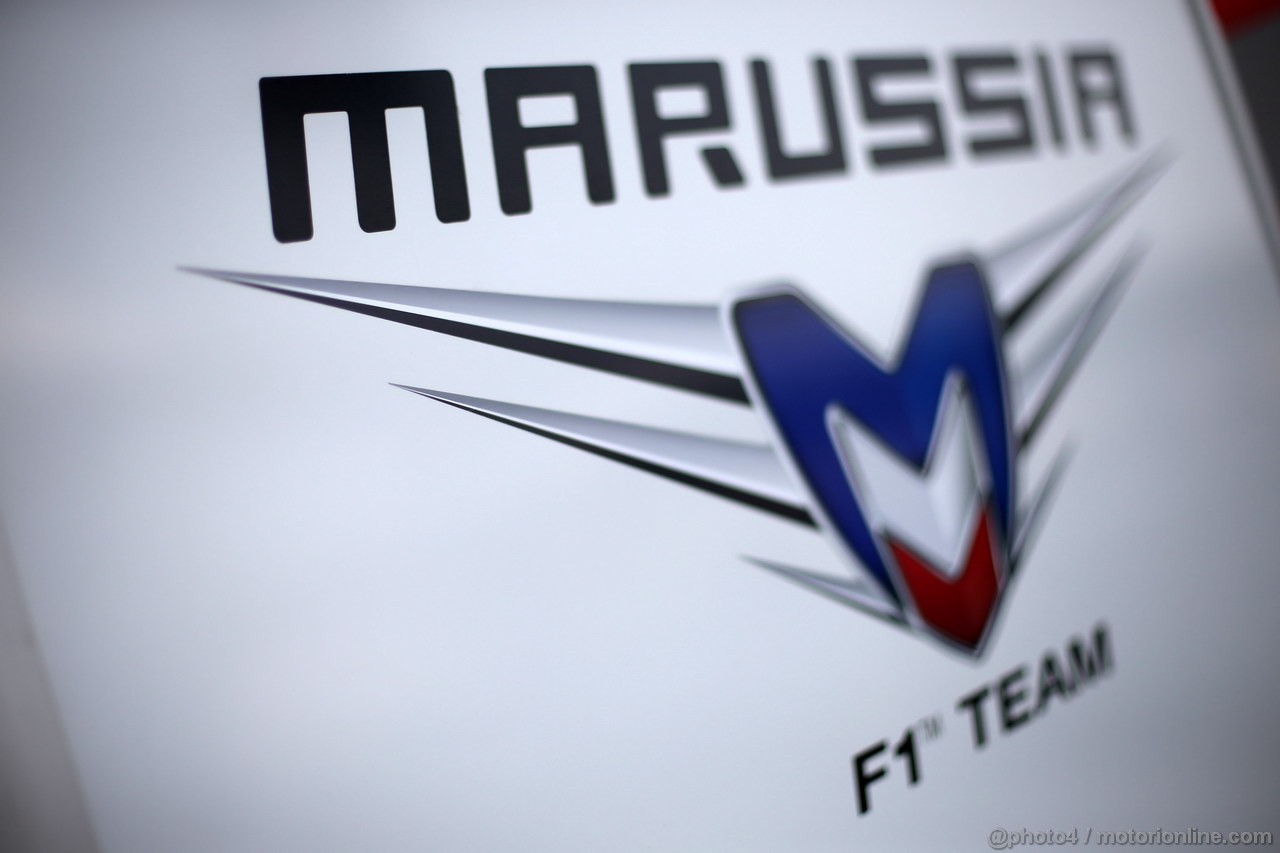 GP CINA, 14.04.2013- Marussia logo