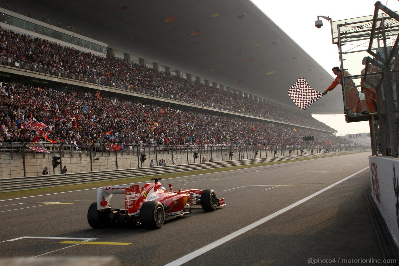 GP CINA, 14.04.2013- Gara, Fernando Alonso (ESP) Ferrari F138 vincitore