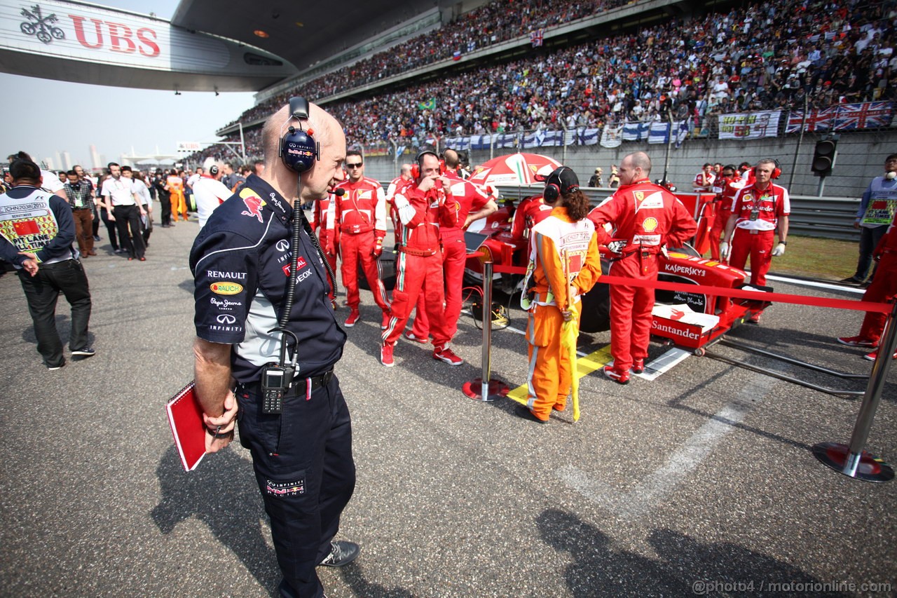 GP CINA, 14.04.2013- Gara, Adrian Newey (GBR), Red Bull Racing , Technical Operations Director 