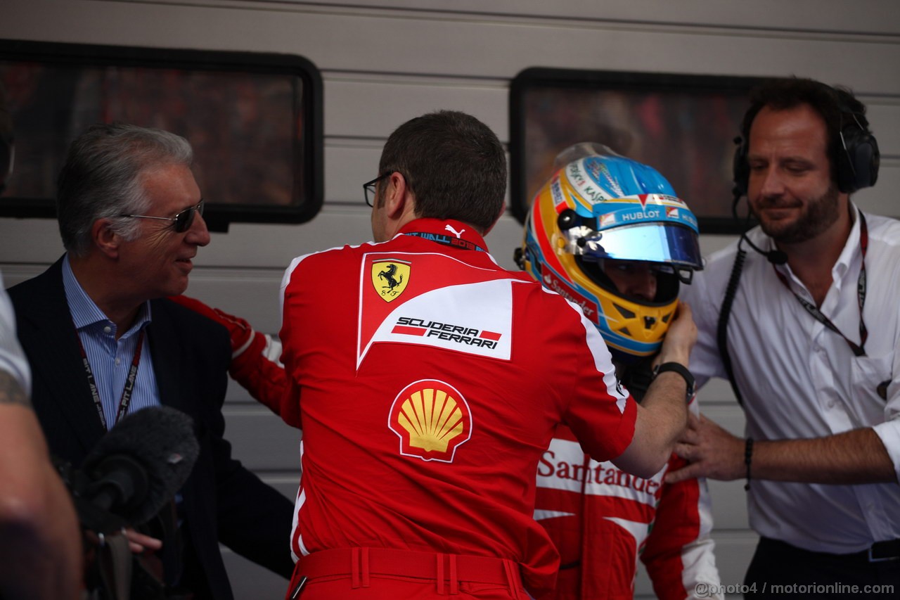 GP CINA, 14.04.2013- Gara, Piero Ferrari (ITA) Vice-President Ferrari, Stefano Domenicali (ITA), Team Principal e Fernando Alonso (ESP) Ferrari F138 vincitore 