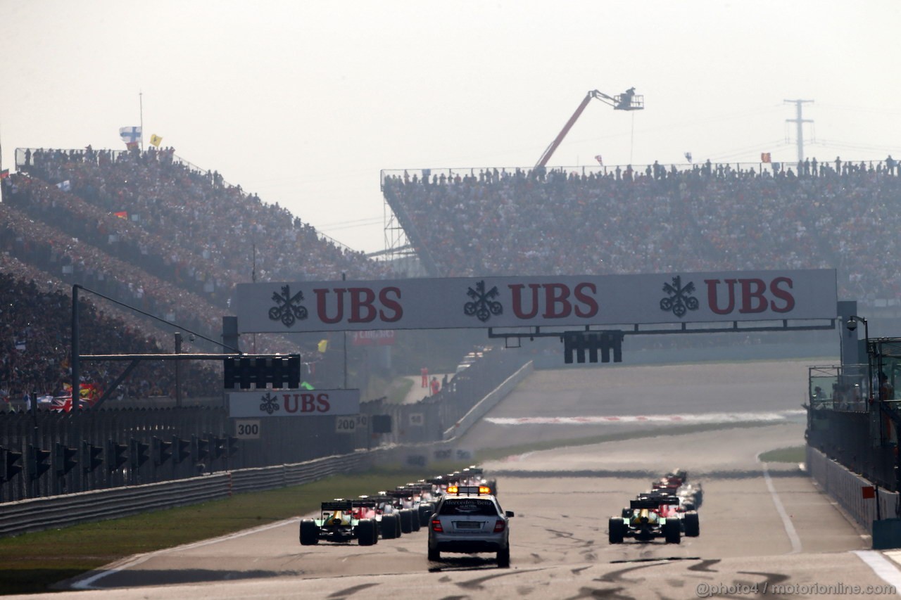 GP CINA, 14.04.2013- Gara, Start of the race 