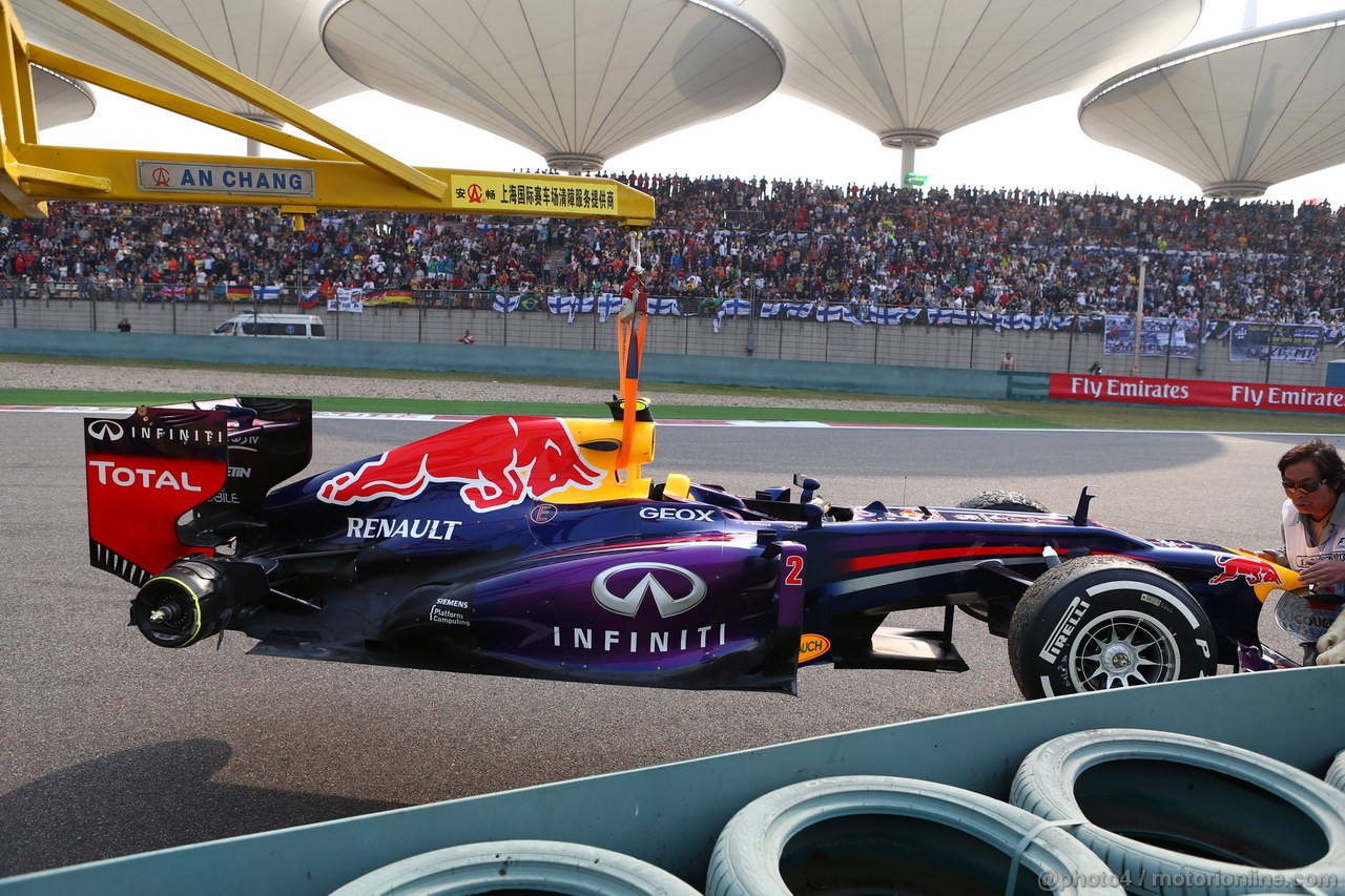 GP CINA, 14.04.2013- Gara, Mark Webber (AUS) Red Bull Racing RB9 