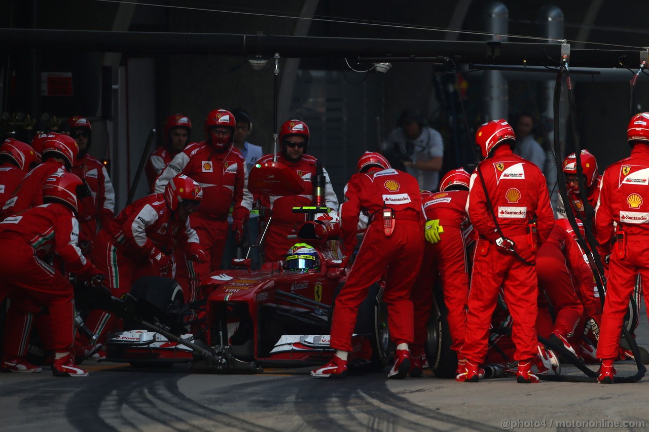 GP CINA, 14.04.2013- Gara, Pit stop, Felipe Massa (BRA) Ferrari F138