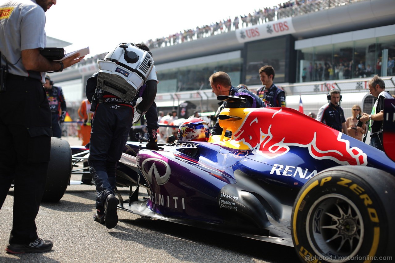 GP CINA, 14.04.2013- Gara, Sebastian Vettel (GER) Red Bull Racing RB9 