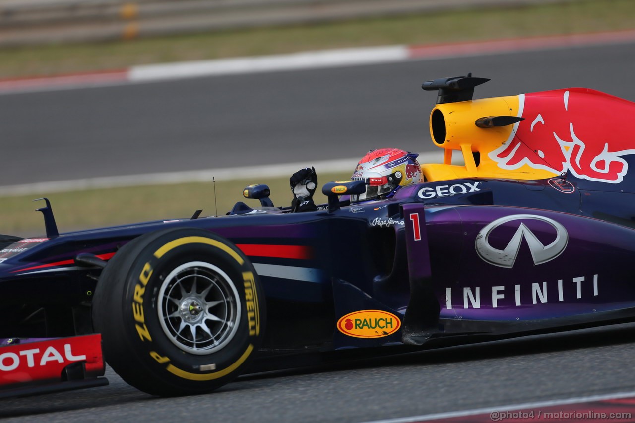 GP CINA, 14.04.2013- Gara, Sebastian Vettel (GER) Red Bull Racing RB9 