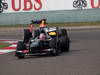 GP CINA, 14.04.2013- Gara, Nico Hulkenberg (GER) Sauber F1 Team C32 davanti a Sebastian Vettel (GER) Red Bull Racing RB9 