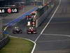 GP CINA, 14.04.2013- Gara, Nico Hulkenberg (GER) Sauber F1 Team C32 e Felipe Massa (BRA) Ferrari F138 