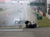 GP CINA, 14.04.2013- Gara, Crash, Esteban Gutierrez (MEX), Sauber F1 Team C32