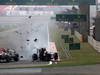 GP CINA, 14.04.2013- Gara, Crash, Esteban Gutierrez (MEX), Sauber F1 Team C32