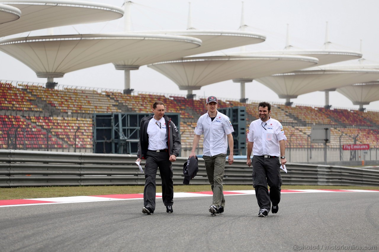 GP CINA, 11.04.2013- Nico Hulkenberg (GER) Sauber F1 Team C32 