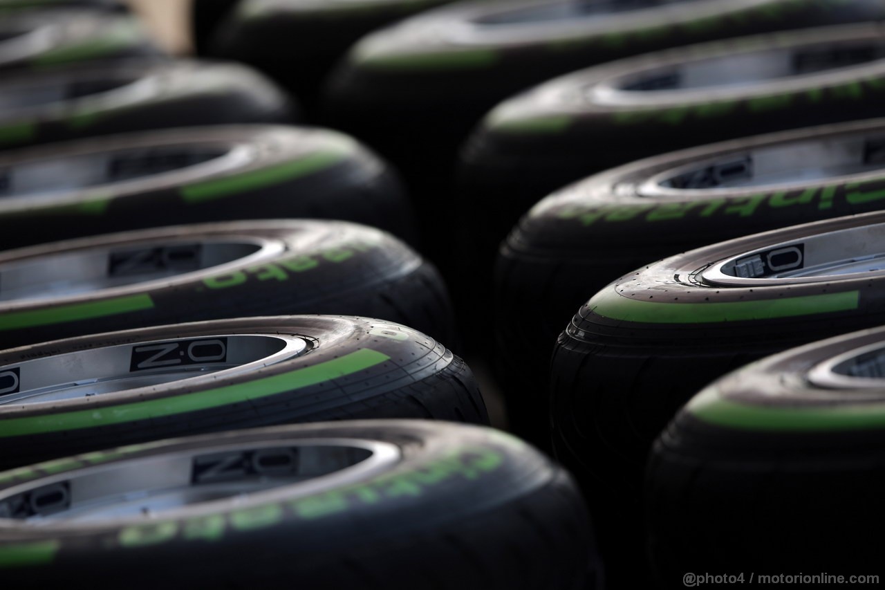 GP CINA, 11.04.2013- Pirelli Tyres e OZ Wheels 