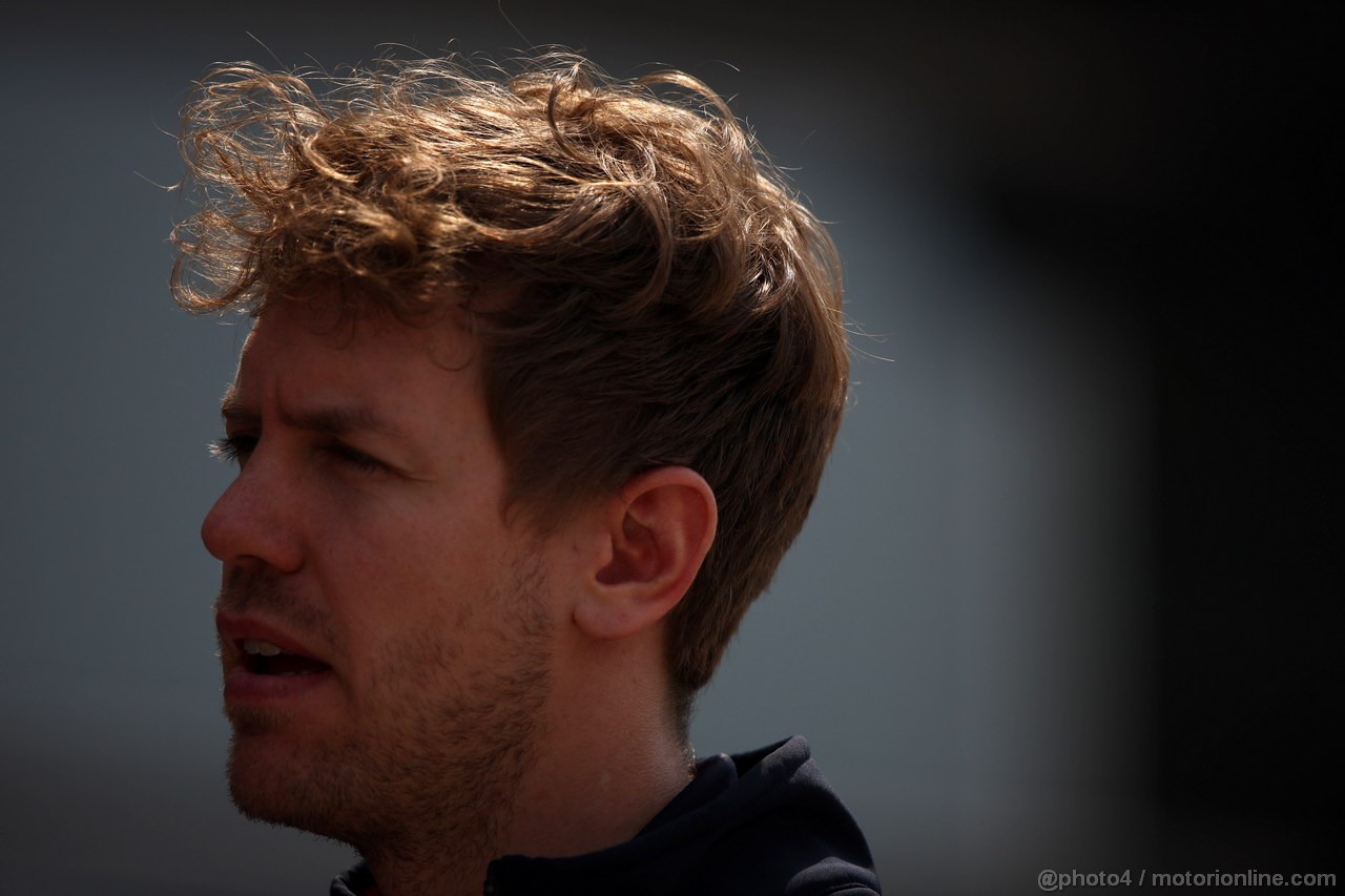 GP CINA, 11.04.2013- Sebastian Vettel (GER) Red Bull Racing RB9 