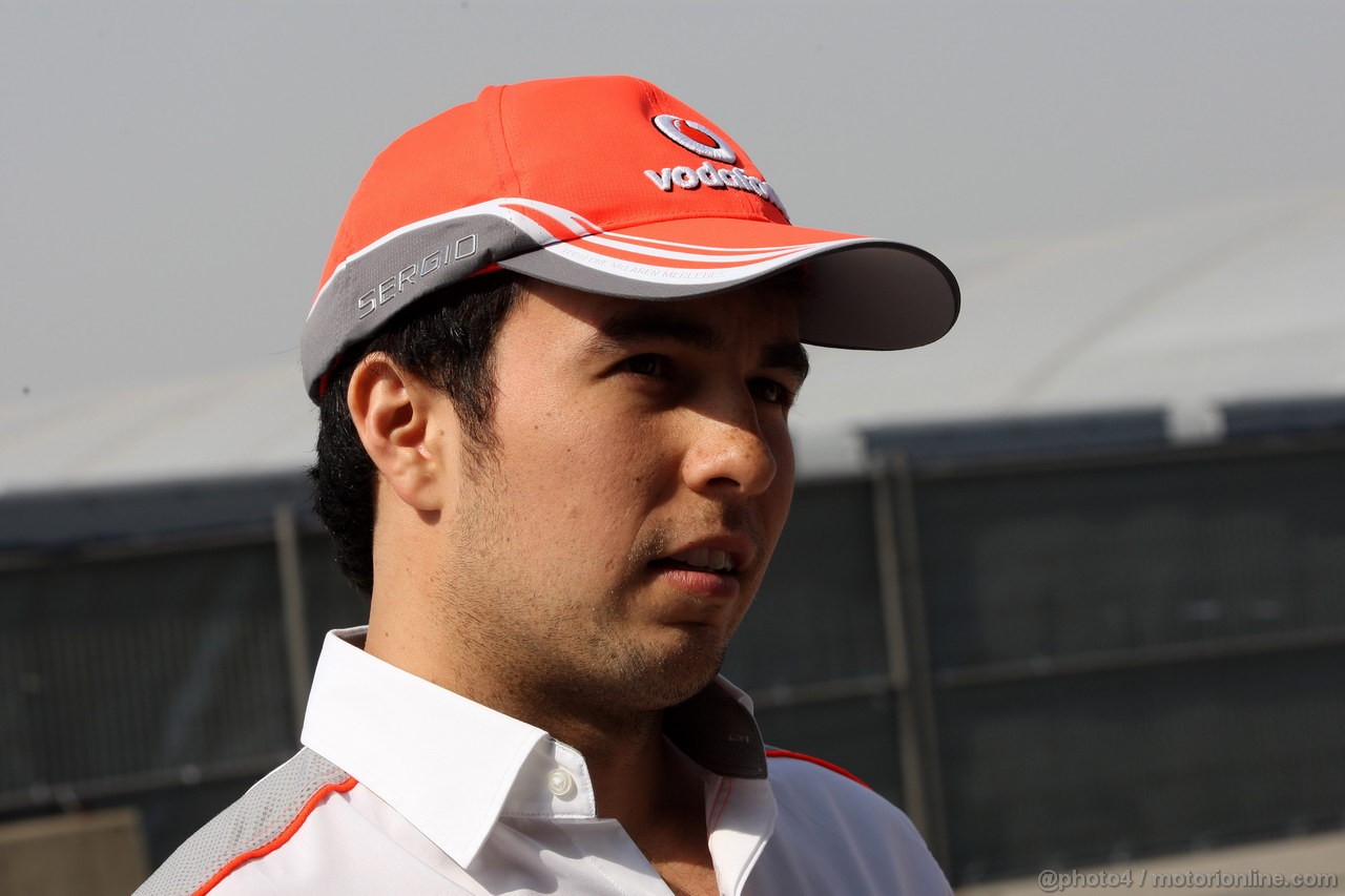 GP CINA, 11.04.2013- Sergio Perez (MEX) McLaren MP4-28