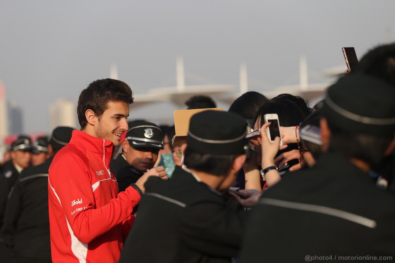 GP CINA, 11.04.2013- Jules Bianchi (FRA) Marussia F1 Team MR02 