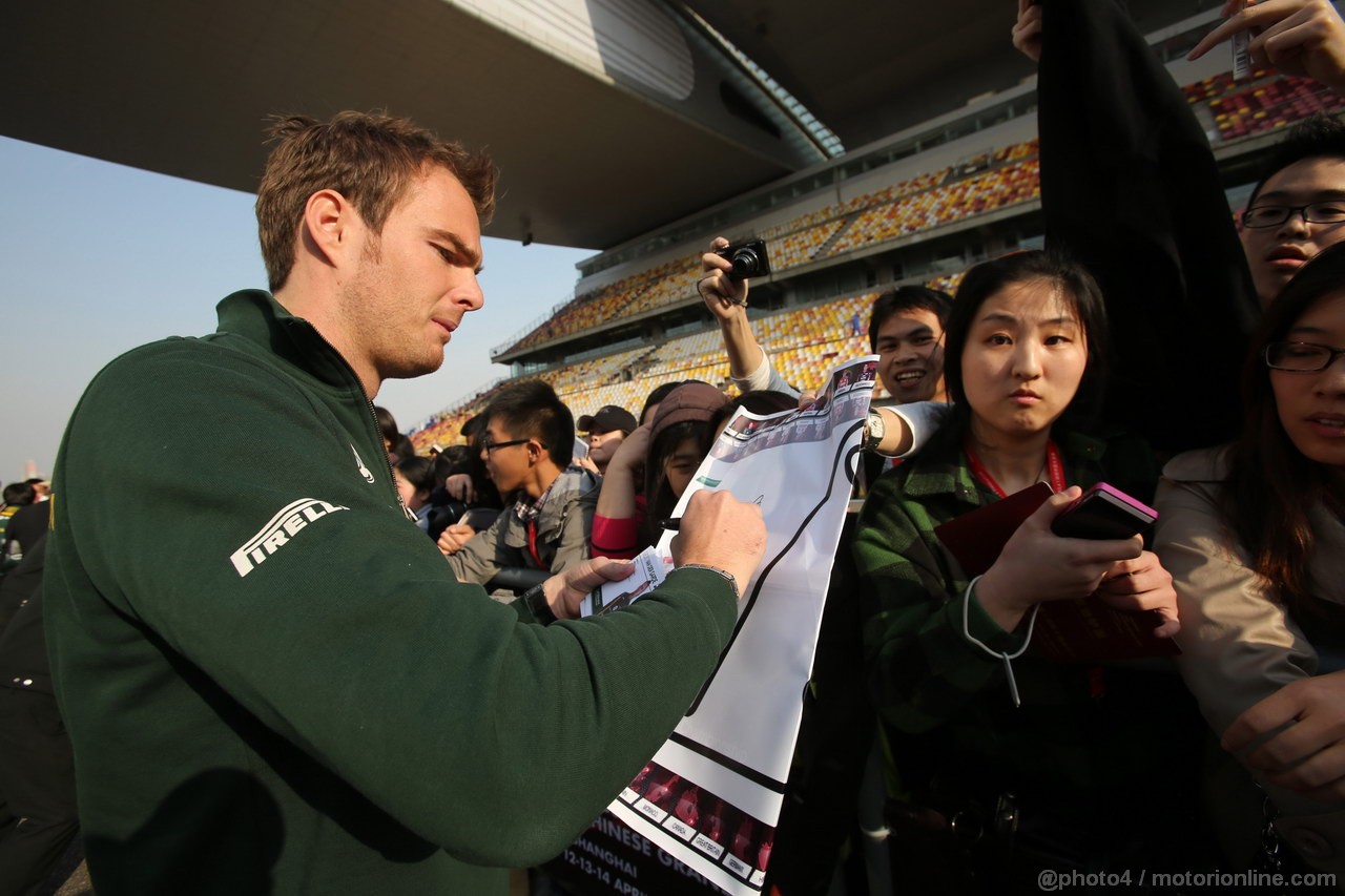 GP CINA, 11.04.2013- Giedo Van der Garde (NED), Caterham F1 Team CT03 