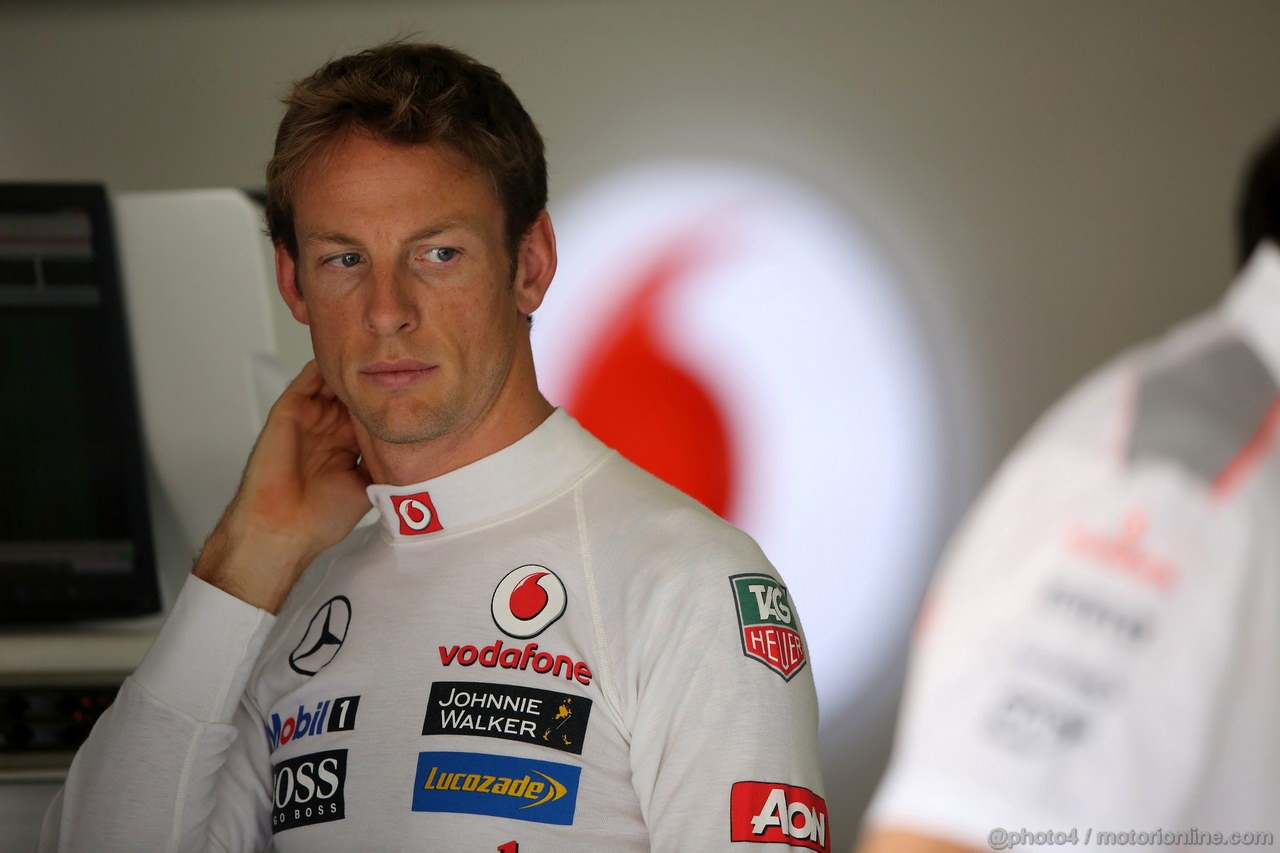 GP CINA, 13.04.2013- Prove Libere 3, Jenson Button (GBR) McLaren Mercedes MP4-28 
