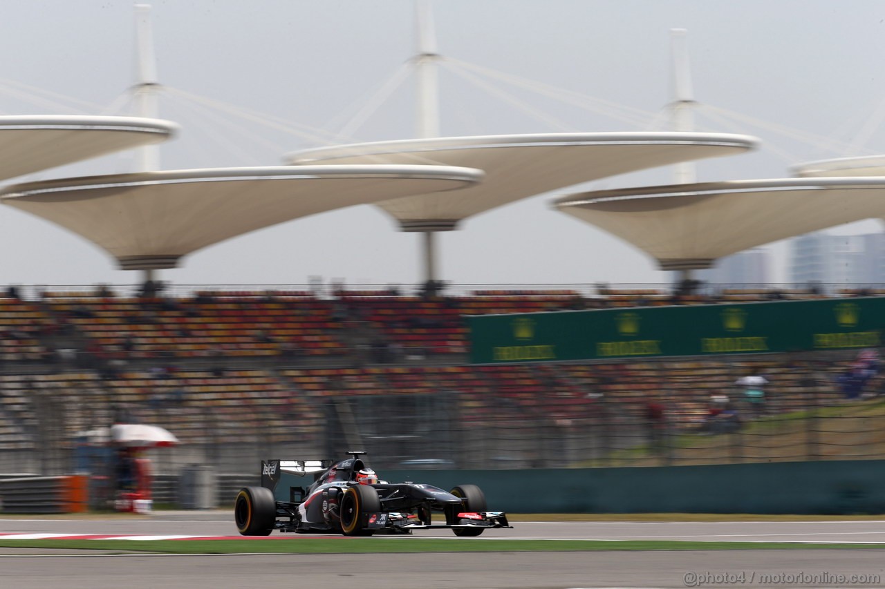 GP CINA, 13.04.2013- Prove Libere 3, Nico Hulkenberg (GER) Sauber F1 Team C32 