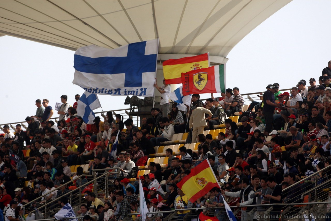 GP CINA, 13.04.2013- Qualifiche, Fans
