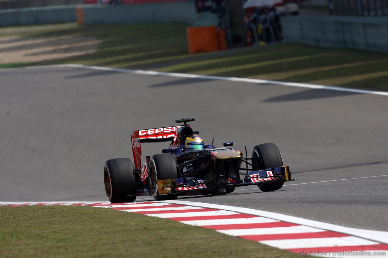 GP CINA, 13.04.2013- Qualifiche, Jean-Eric Vergne (FRA) Scuderia Toro Rosso STR8 