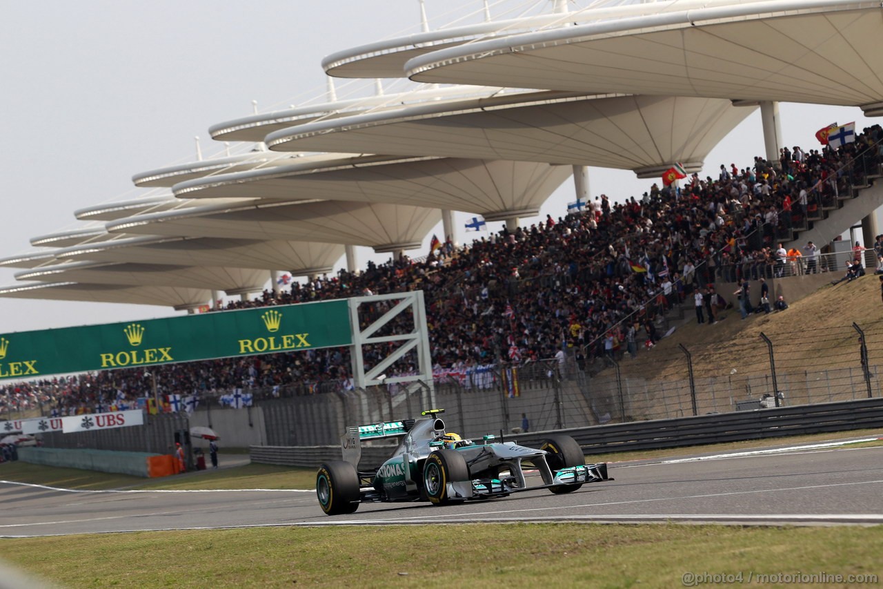 GP CINA, 13.04.2013- Qualifiche, Lewis Hamilton (GBR) Mercedes AMG F1 W04 