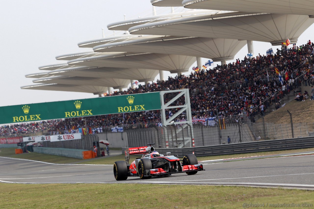 GP CINA, 13.04.2013- Qualifiche, Jenson Button (GBR) McLaren Mercedes MP4-28 