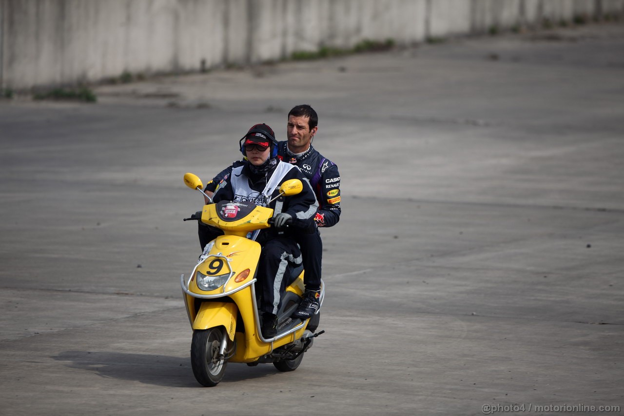 GP CINA, 13.04.2013- Qualifiche, Mark Webber (AUS) Red Bull Racing RB9 retires from the qualifying