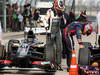 GP CINA, 13.04.2013- Qualifiche, Nico Hulkenberg (GER) Sauber F1 Team C32 e Sebastian Vettel (GER) Red Bull Racing RB9 