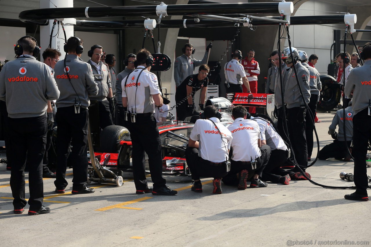 GP CINA, 12.04.2013- Jenson Button (GBR) McLaren Mercedes MP4-28 