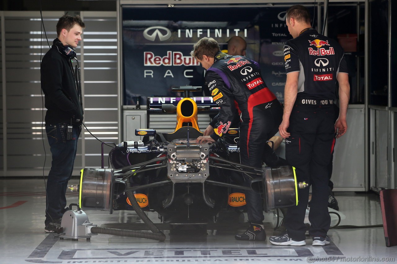GP CINA, 12.04.2013- Sebastian Vettel (GER) Red Bull Racing RB9