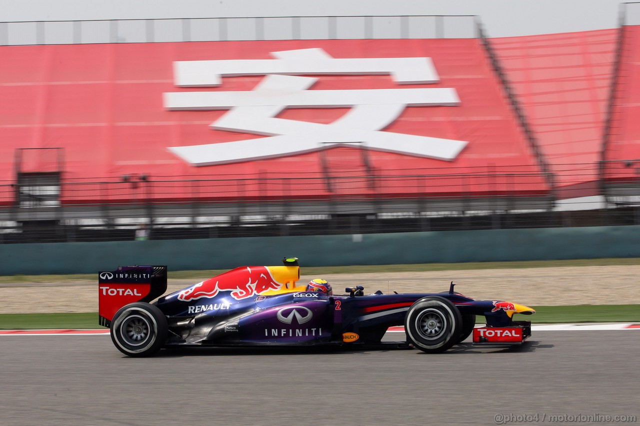 GP CINA, 12.04.2013- Prove Libere 1, Mark Webber (AUS) Red Bull Racing RB9 