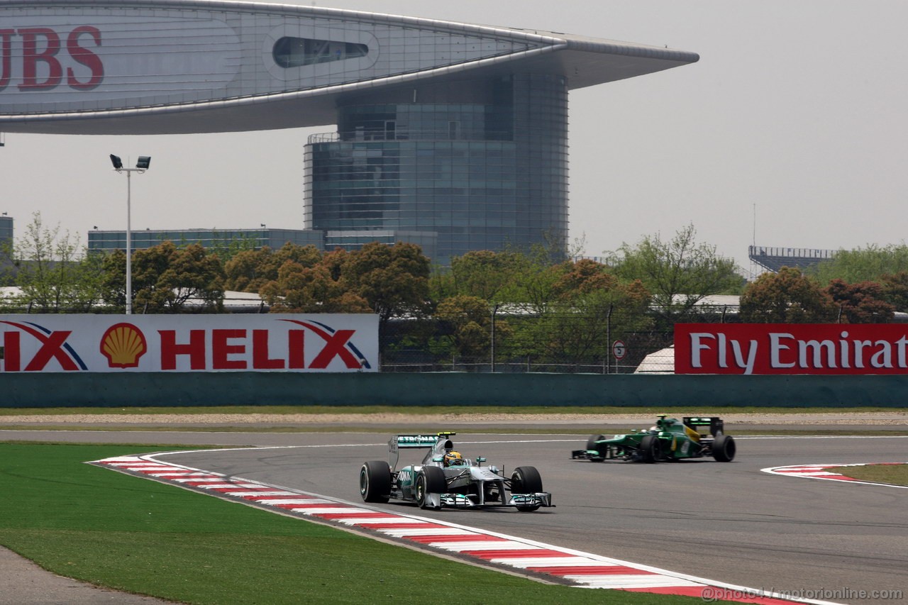 GP CINA, 12.04.2013- Prove Libere 1, Lewis Hamilton (GBR) Mercedes AMG F1 W04 