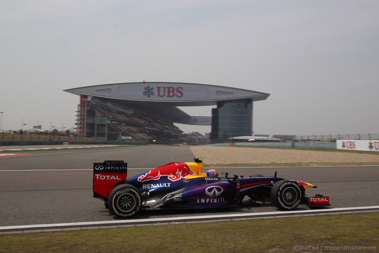 GP CINA, 12.04.2013- Prove Libere 1, Mark Webber (AUS) Red Bull Racing RB9 