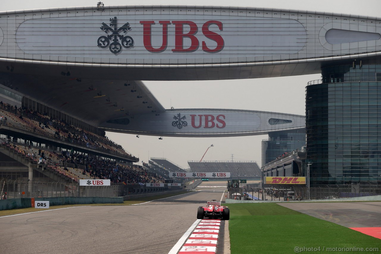 GP CINA, 12.04.2013- Prove Libere 1, Fernando Alonso (ESP) Ferrari F138 