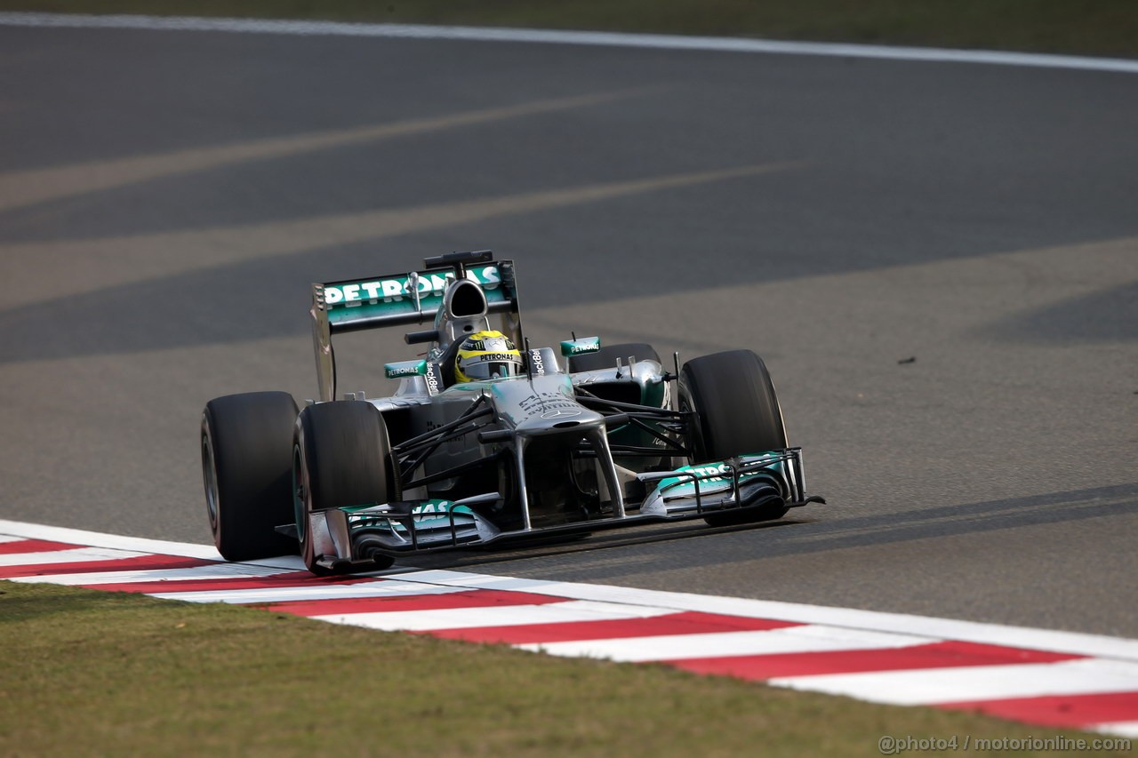 GP CINA, 12.04.2013- Prove Libere 2, Nico Rosberg (GER) Mercedes AMG F1 W04 