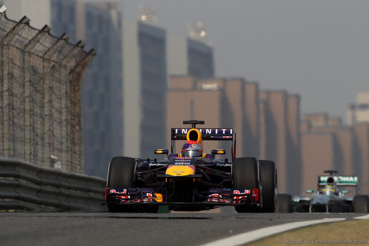 GP CINA, 12.04.2013- Prove Libere 2, Jean-Eric Vergne (FRA) Scuderia Toro Rosso STR8 