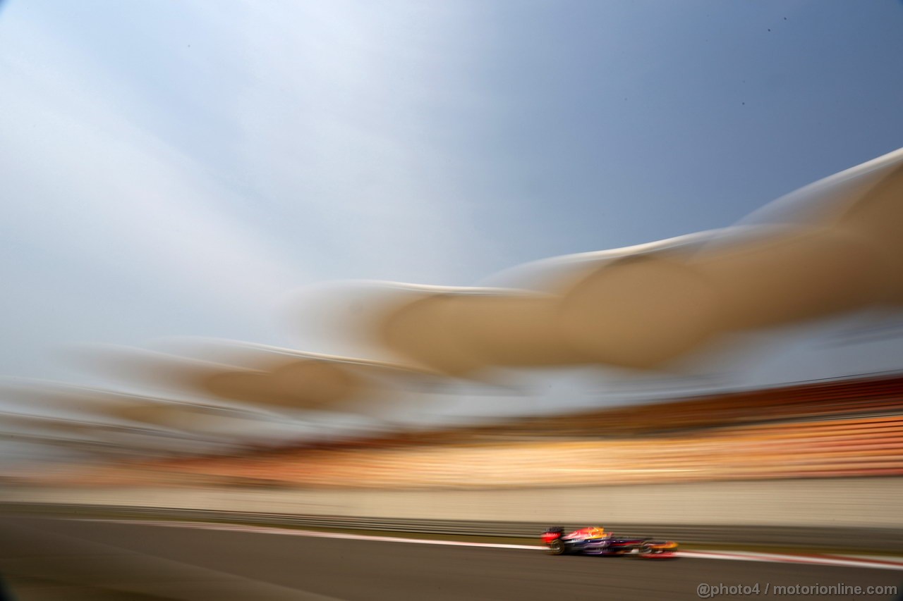 GP CINA, 12.04.2013- Prove Libere 2, Sebastian Vettel (GER) Red Bull Racing RB9 