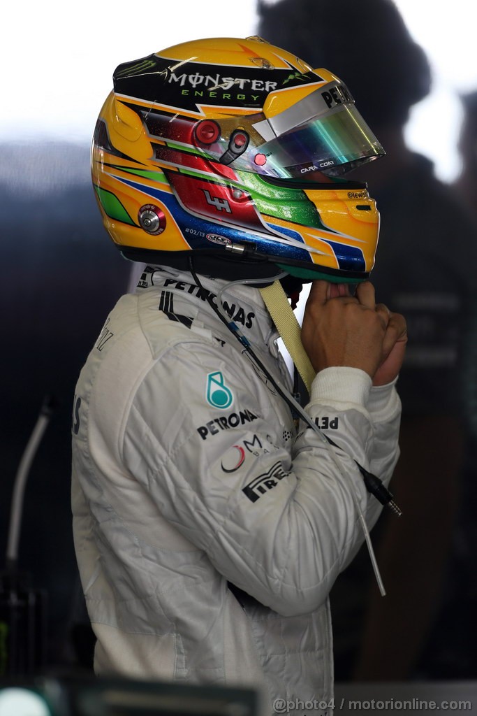 GP CINA, 12.04.2013- Prove Libere 2, Lewis Hamilton (GBR) Mercedes AMG F1 W04 