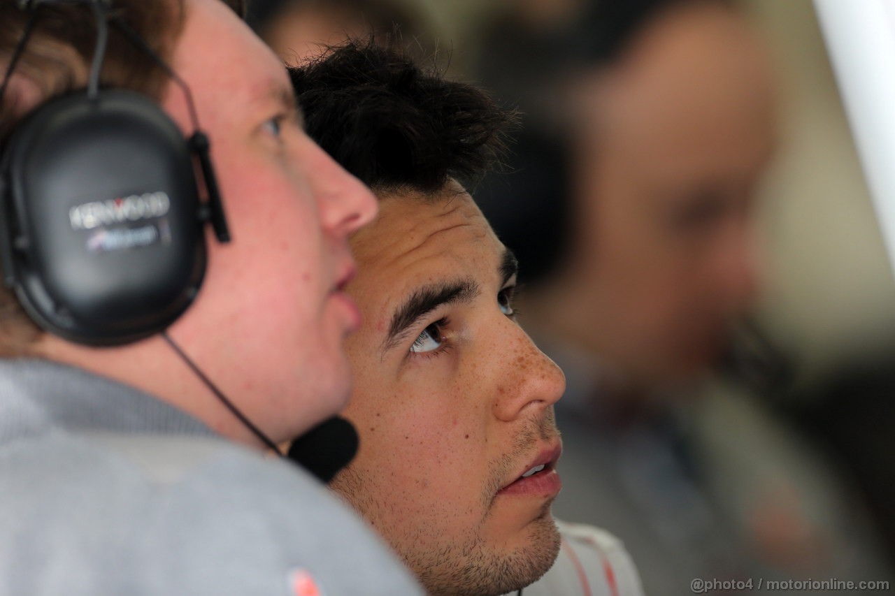 GP CINA, 12.04.2013- Prove Libere 2, Sergio Perez (MEX) McLaren MP4-28 