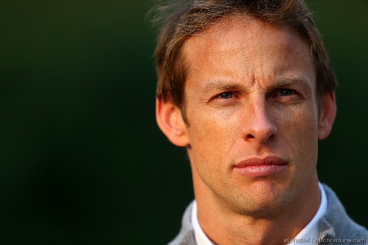 GP CINA, 12.04.2013- Prove Libere 2, Jenson Button (GBR) McLaren Mercedes MP4-28 
