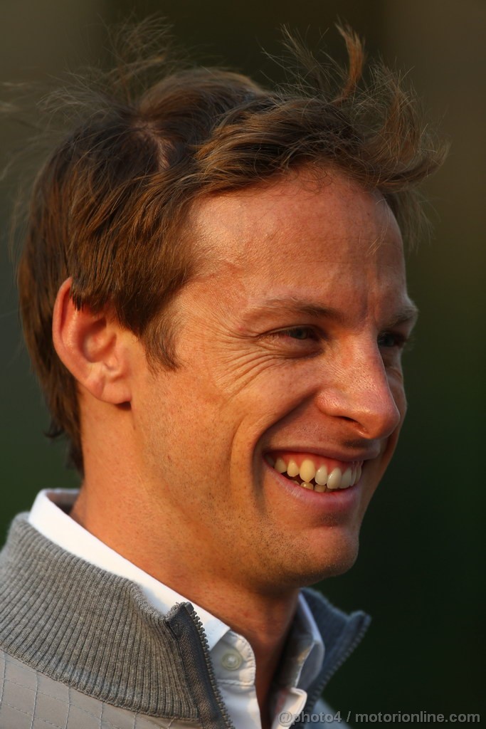 GP CINA, 12.04.2013- Prove Libere 2, Jenson Button (GBR) McLaren Mercedes MP4-28