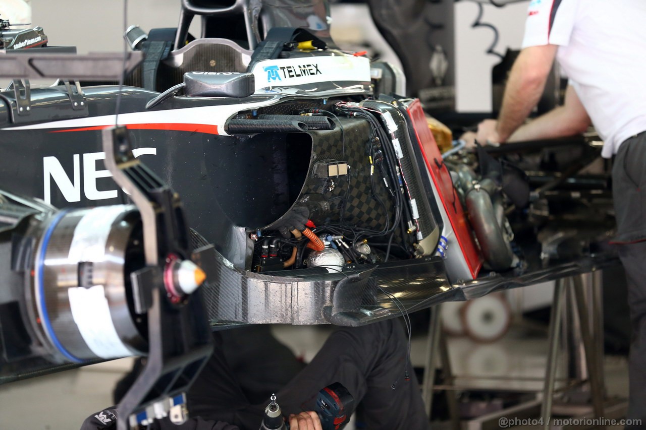 GP CINA, 12.04.2013- Prove Libere 2, McLaren MP4-28 
