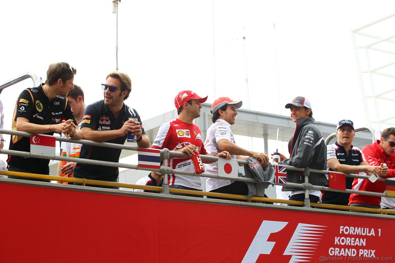 GP COREA, 06.10.2013- Driver parade,  L to R Romain Grosjean (FRA) Lotus F1 Team E213, Jean-Eric Vergne (FRA) Scuderia Toro Rosso STR8, Felipe Massa (BRA) Ferrari F138, Sergio Perez (MEX) McLaren MP4-28, Esteban Gutierrez (MEX), Sauber F1 Team C32, Valtteri Bottas (FIN), Williams F1 Team FW35