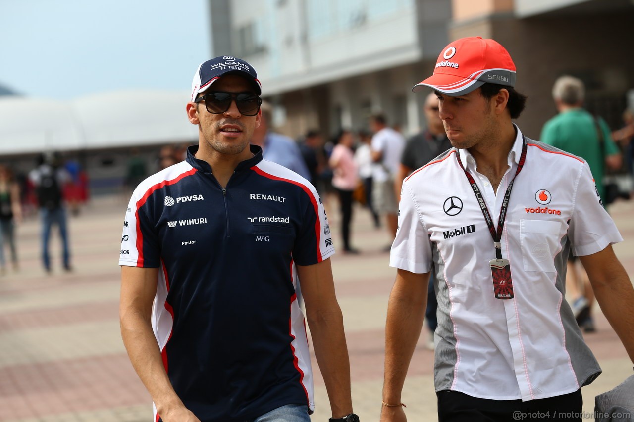 GP COREA, 06.10.2013- Driver parade, Pastor Maldonado (VEN) Williams F1 Team FW35