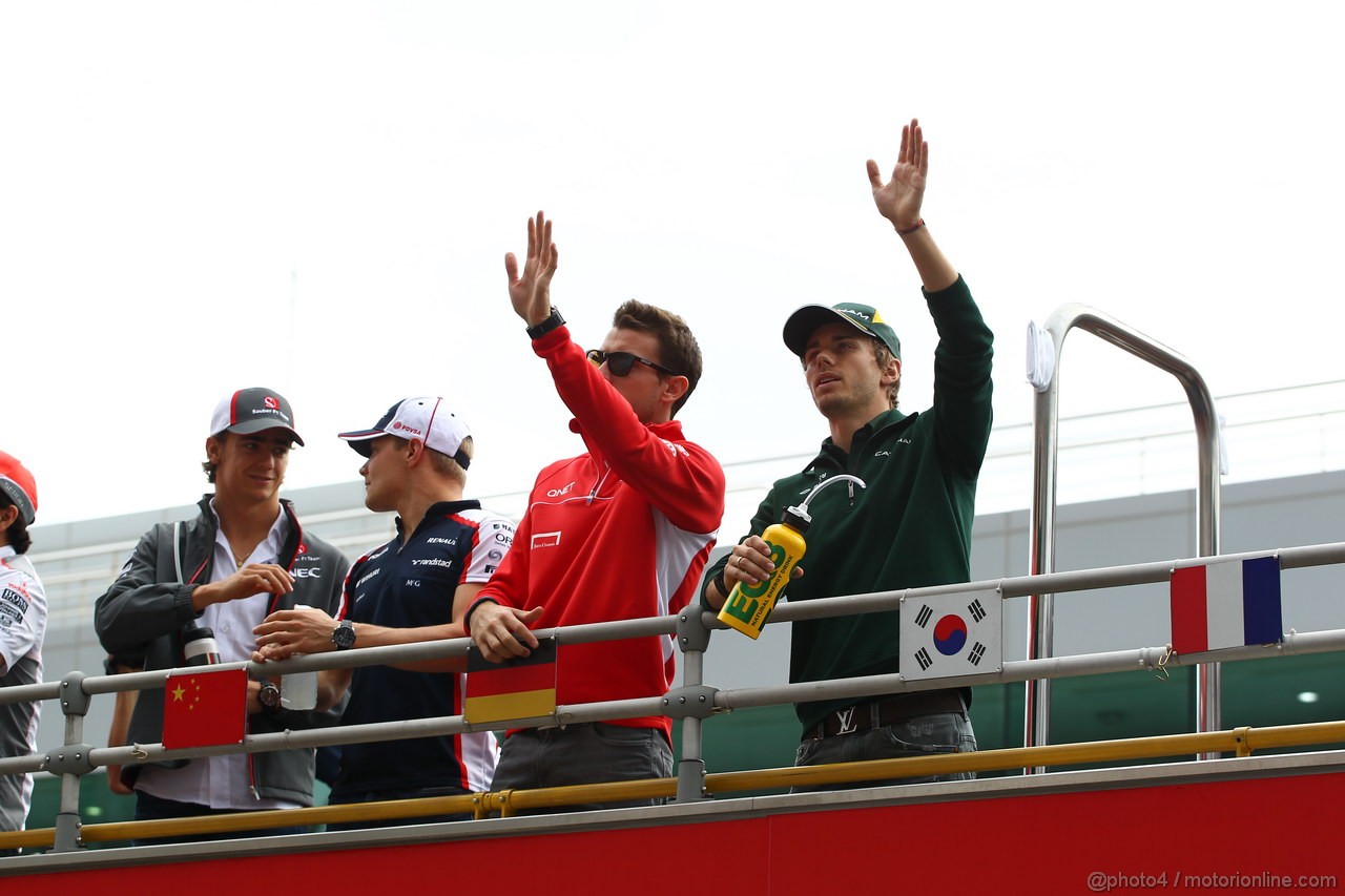 GP COREA, 06.10.2013- Driver parade, L ro R Esteban Gutierrez (MEX), Sauber F1 Team C32, Valtteri Bottas (FIN), Williams F1 Team FW35, Jules Bianchi (FRA) Marussia F1 Team MR02, Charles Pic (FRA) Caterham F1 Team CT03