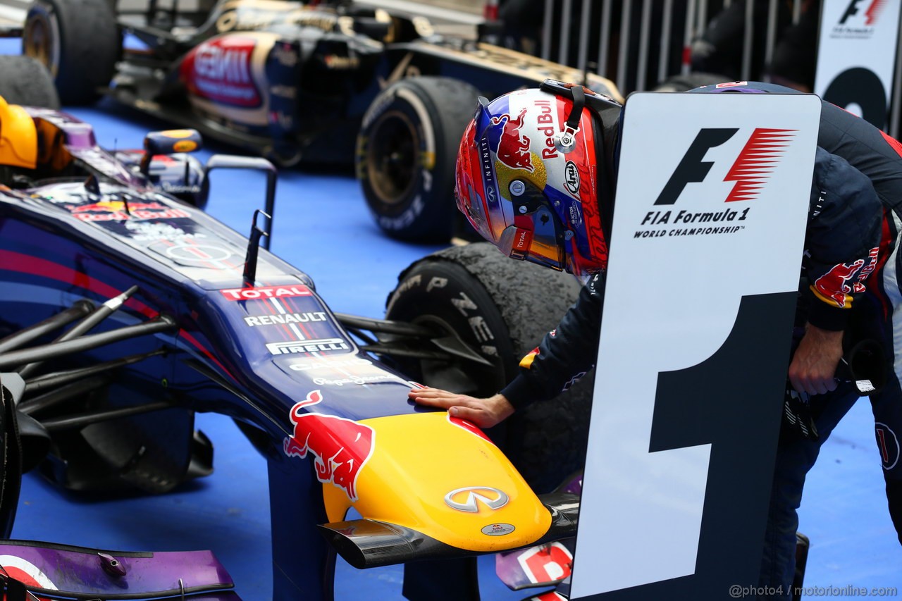 GP COREA, 06.10.2013- Festeggiamenti in parc fermee Sebastian Vettel (GER) Red Bull Racing RB9